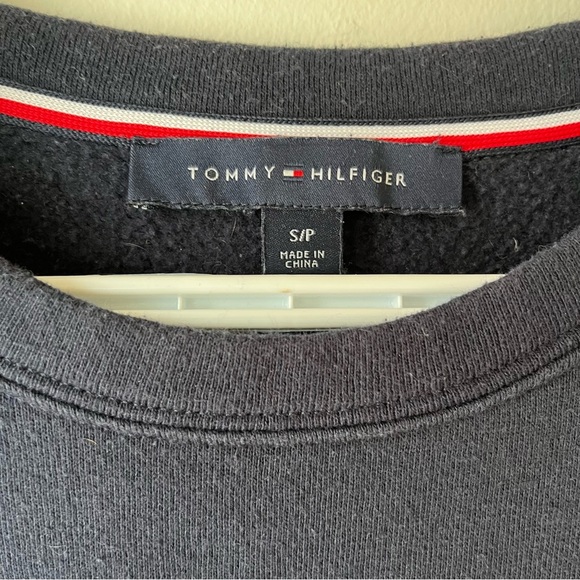 Tommy Hilfiger Logo Sweatshirt Small Navy Blue Pullover Crewneck Cotton Blend - Picture 3 of 7